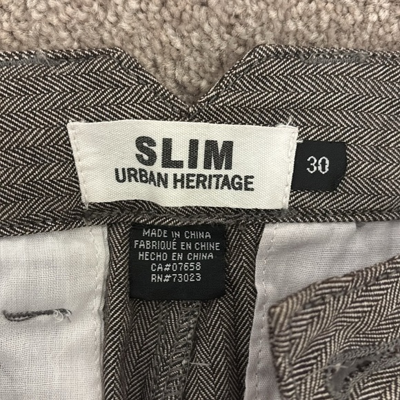 UH Brown Dress Pants Sz 30 - Picture 4 of 11